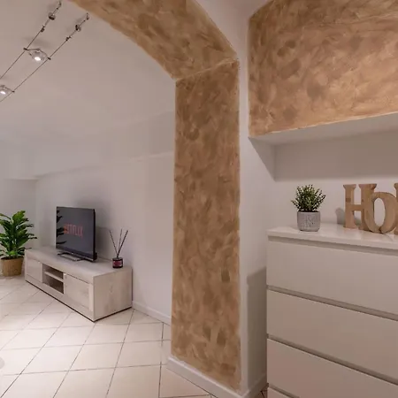 Apartment Duomo 10 On Foot Fast Wifi Smart Working *